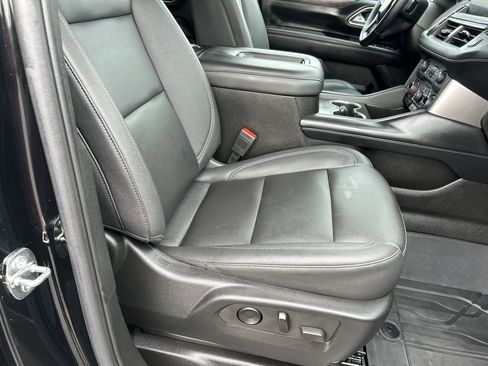 Used 2023 Chevrolet Tahoe Z71 w/ Z71 Off-Road Package image 18