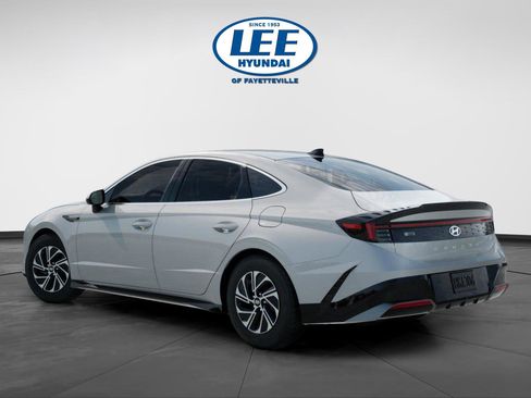 New 2026 Hyundai Sonata Blue image 4
