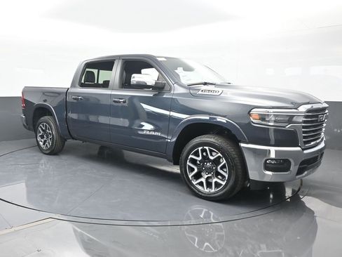 Used 2026 RAM 1500 Laramie AWD/4WD image 8
