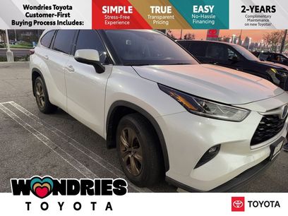 Used 2022 Toyota Highlander Bronze Edition