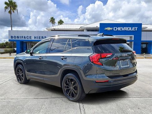 Used 2020 GMC Terrain SLT w/ Preferred Package image 3