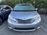 Used 2017 Toyota Sienna AWD image 2