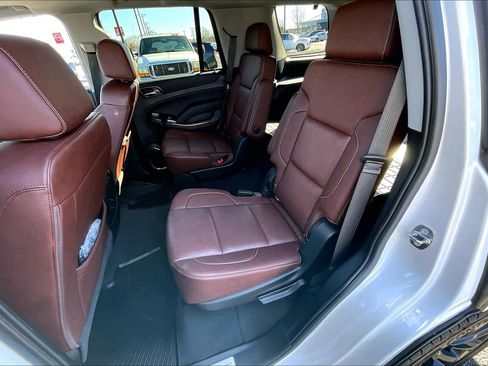 Used 2019 Chevrolet Tahoe Premier w/ Premier Plus Edition image 34