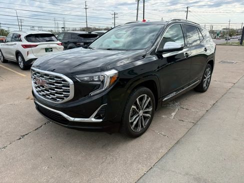 Used 2018 GMC Terrain Denali w/ Advanced Safety Package AWD/4WD image 6