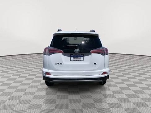 Used 2017 Toyota RAV4 SE AWD/4WD image 6