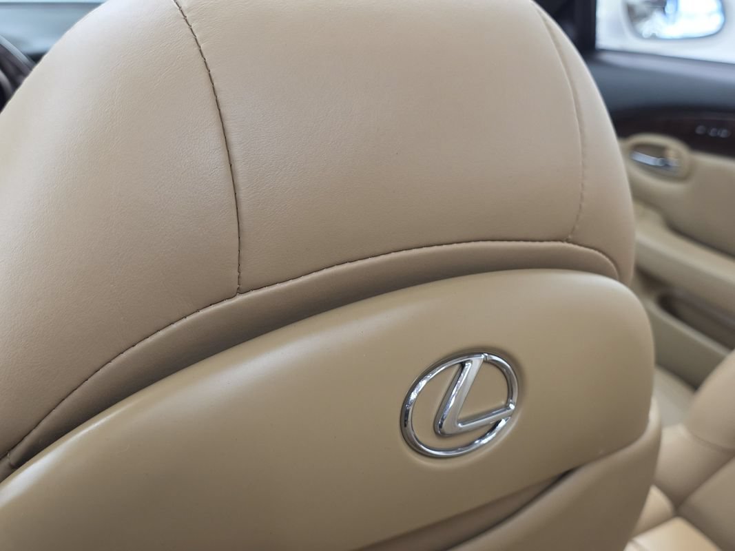 Used 2006 Lexus SC 430 Convertible RWD image 57