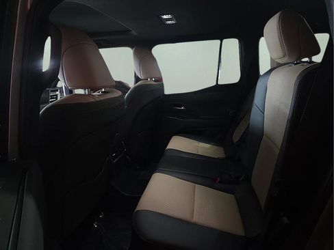 Used 2025 Lexus GX 550 image 14