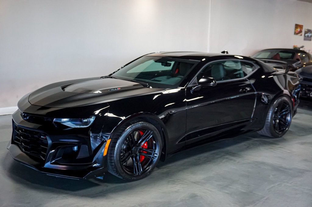 Used 2023 Chevrolet Camaro ZL1 RWD image 5