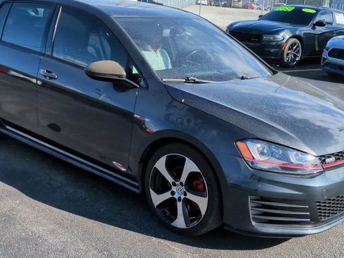 Used 2015 Volkswagen GTI SE image 2