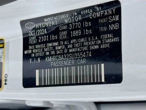 Used 2025 Hyundai Venue SEL FWD image 30