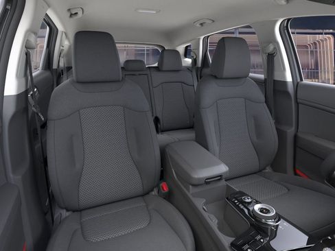 New 2025 Kia Sportage LX image 17