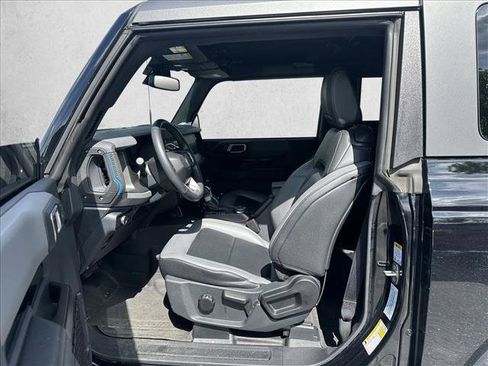 Used 2024 Ford Bronco Black Diamond AWD/4WD image 12