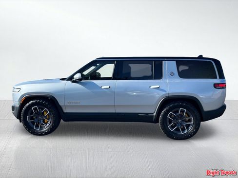 Used 2023 Rivian R1S Adventure AWD/4WD image 3