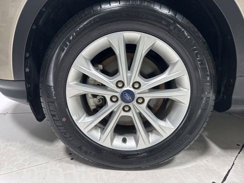 Used 2018 Ford Escape SE AWD/4WD image 11