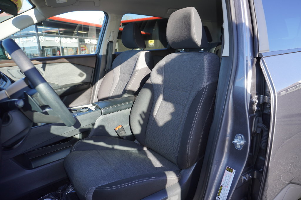 Used 2023 Nissan Rogue SV AWD/4WD image 22