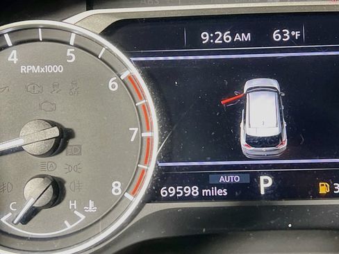 Used 2023 Nissan Rogue SV AWD/4WD image 11