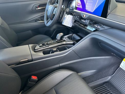New 2026 Toyota Crown Signia AWD/4WD image 15