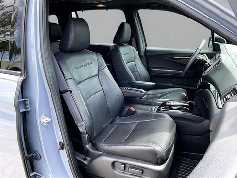 Used 2022 Honda Pilot Black Edition image 9