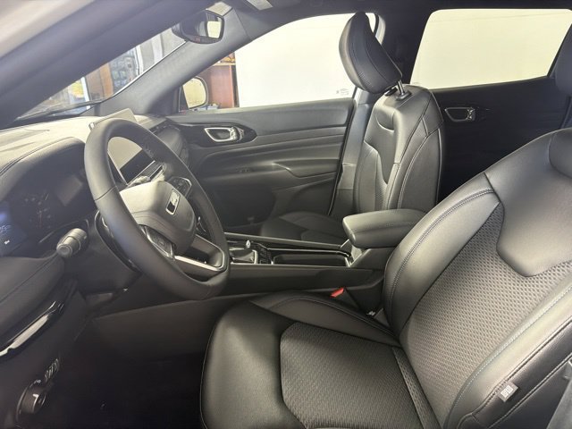 New 2026 Jeep Compass Latitude AWD/4WD image 16