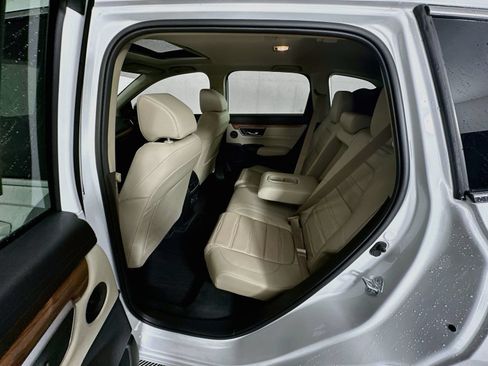 Used 2022 Honda CR-V Touring image 25