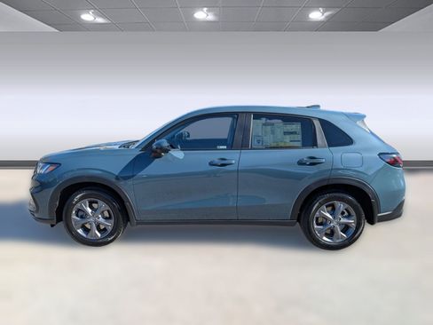 New 2026 Honda HR-V LX image 2