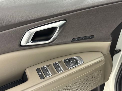 New 2026 Kia Carnival EX FWD image 27