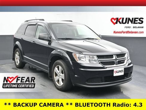 Used 2016 Dodge Journey SE w/ MOPAR All-Weather Group FWD image 1