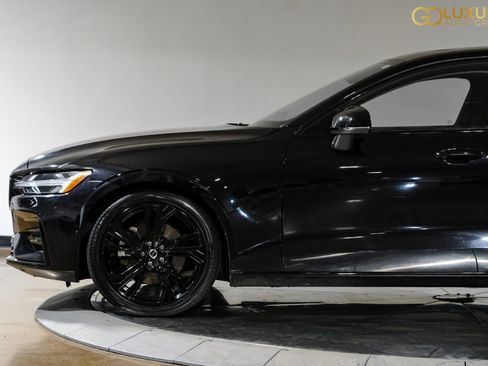 Used 2024 Volvo S60 B5 Core image 14