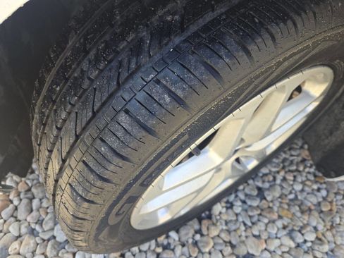 Used 2015 Ford Fusion SE image 10