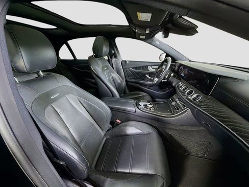 Used 2019 Mercedes-Benz E 53 AMG 4MATIC Sedan w/ Driver Assistance Package image 30