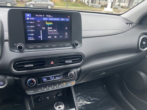 Used 2022 Hyundai Kona SEL w/ Convenience Package image 13