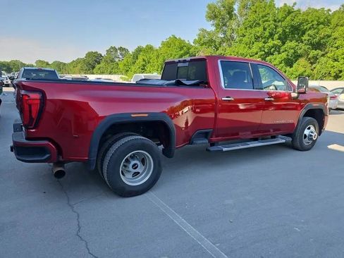 Used 2022 GMC Sierra 3500 Denali w/ Technology Package AWD/4WD image 4