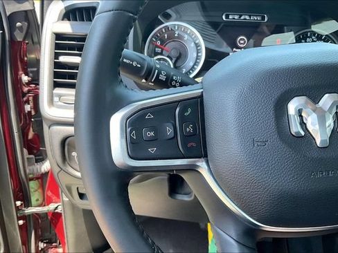 Used 2021 RAM 1500 Laramie AWD/4WD image 12