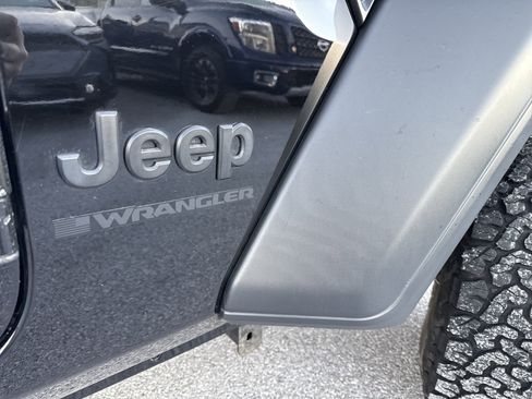 Used 2023 Jeep Wrangler Sport image 8