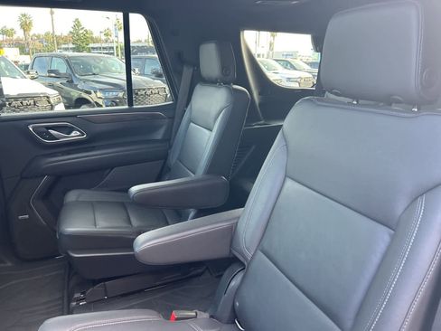 Used 2022 Chevrolet Tahoe Z71 w/ Luxury Package image 31