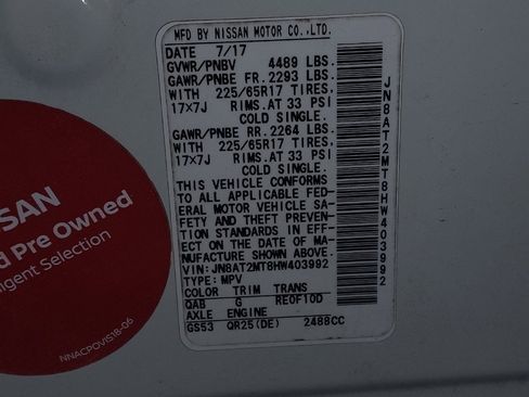 Used 2017 Nissan Rogue SV w/ SV Premium Package image 33