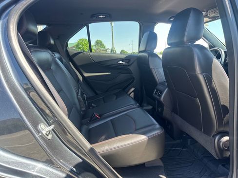 Used 2022 Chevrolet Equinox RS w/ RS Leather Package image 13