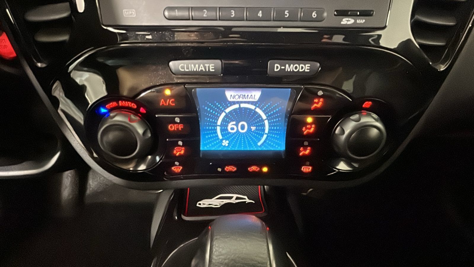 Used 2013 Nissan Juke NISMO AWD/4WD image 26