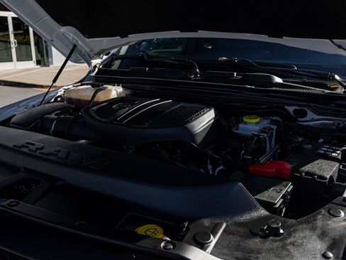 Used 2025 RAM 1500 Big Horn AWD/4WD image 33