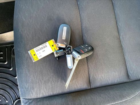 Certified 2024 Dodge Durango R/T w/ Blacktop Package image 34