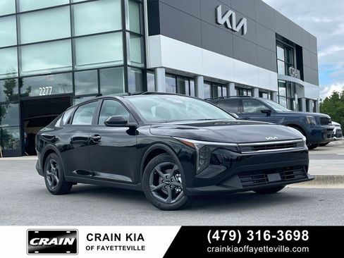 New 2026 Kia K4 FWD image 1
