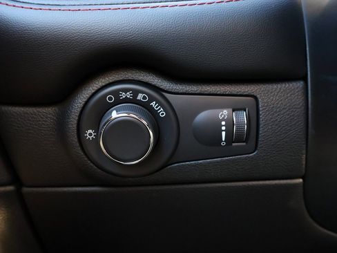 Used 2024 Dodge Durango GT image 33