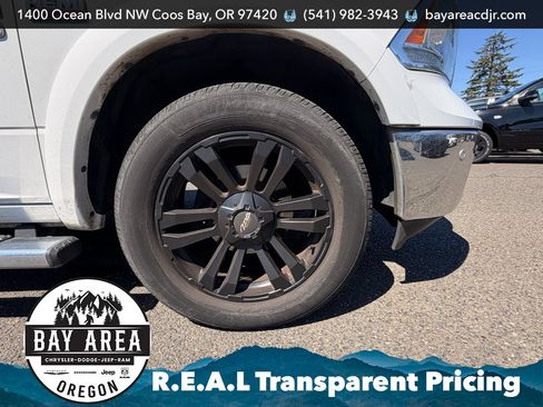 Used 2017 RAM 1500 Laramie w/ Convenience Group AWD/4WD image 9