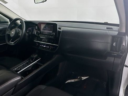 Certified 2024 Nissan Pathfinder SV AWD/4WD image 27