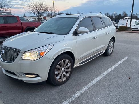Used 2014 Buick Enclave Premium image 2