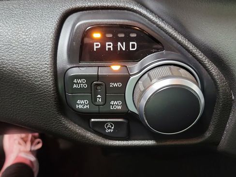 Used 2020 RAM 1500 Big Horn image 37