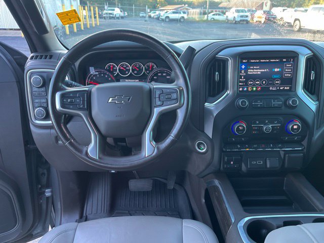 Used 2022 Chevrolet Silverado 1500 RST w/ Convenience Package II AWD/4WD image 18
