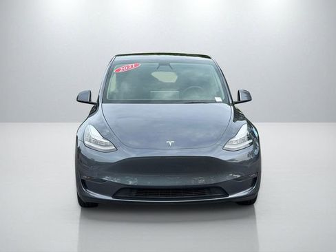 Used 2021 Tesla Model Y Long Range AWD/4WD image 2