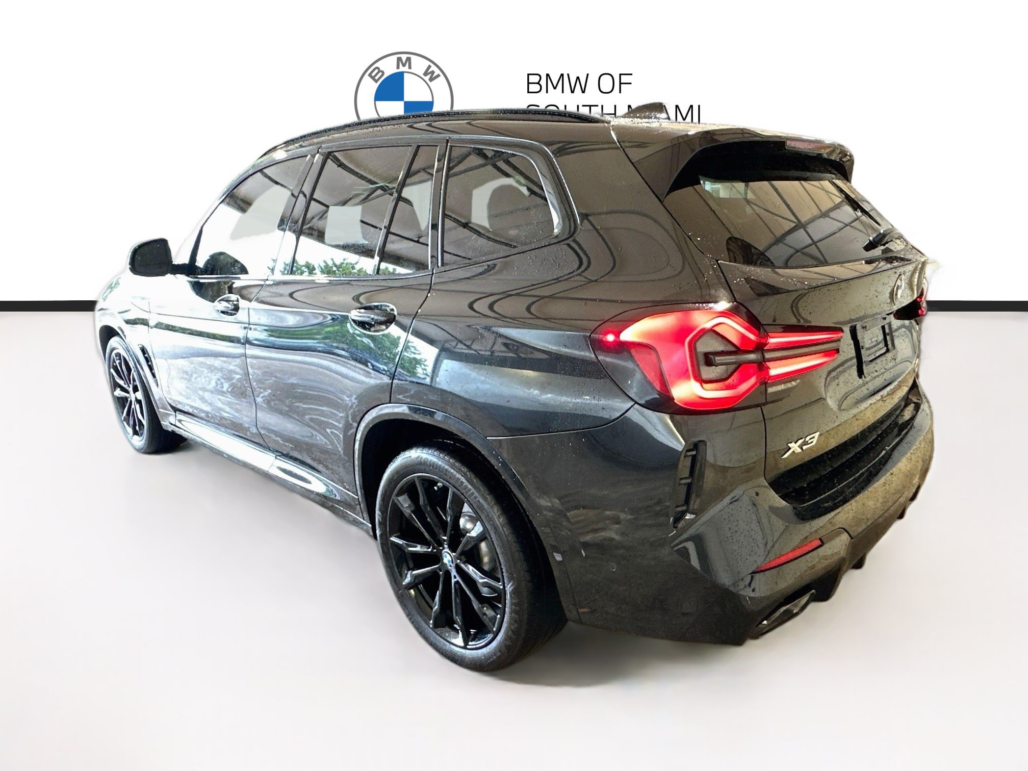 Certified 2024 BMW X3 sDrive30i w/ M Sport Package RWD image 5