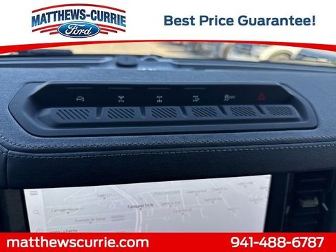 New 2025 Ford Bronco Badlands image 17